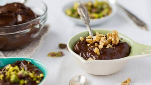 vegan chocolate avocado pudding