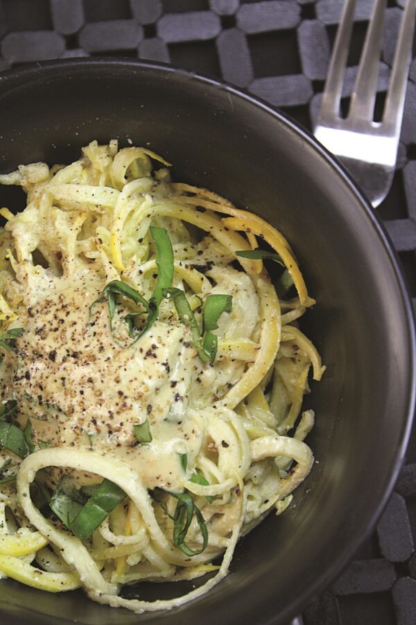 Zucchini Noodles - Vegan & Gluten-free, Raw option - Tasty Yummies