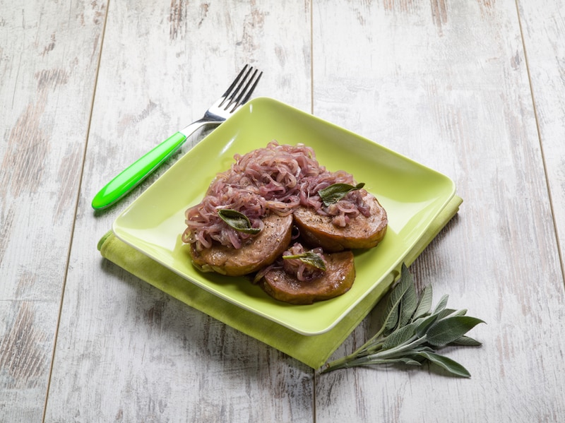 seitan with onions and sage