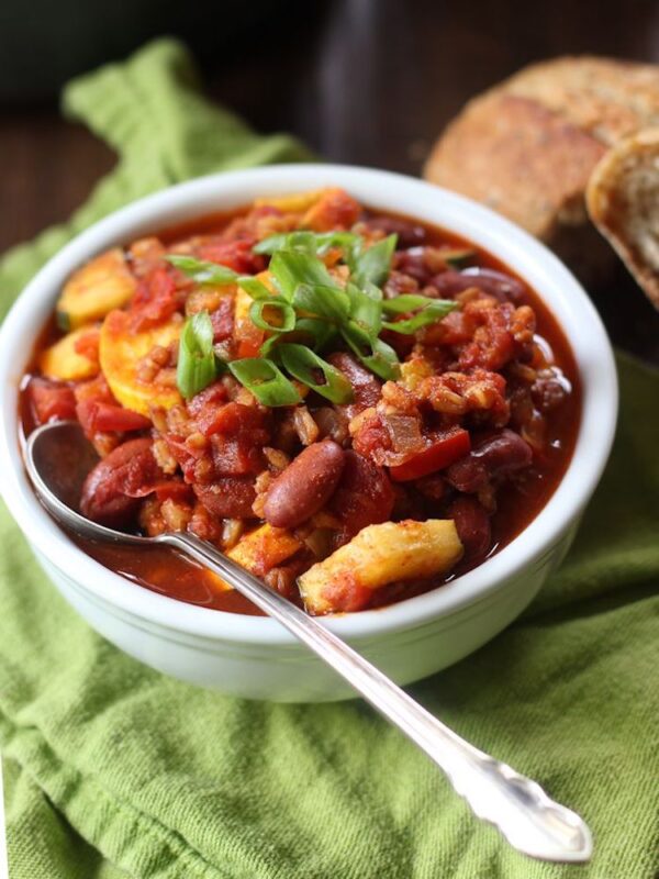 farro chili with red beans