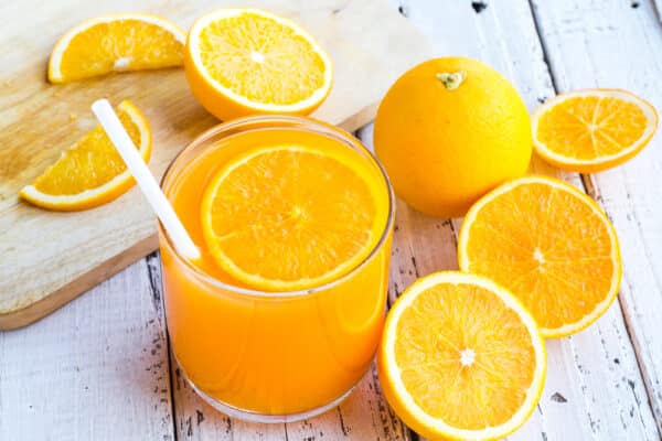 Be cut to remove the orange juice to drink and eat and be healthy.