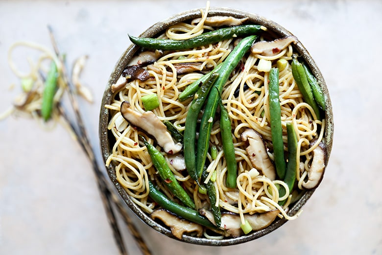 Green-Bean-Noodle-Stir-Fry-4