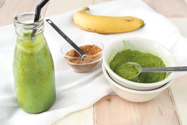 20 Healthy Green Smoothie Recipes: Coconut Matcha Smoothie