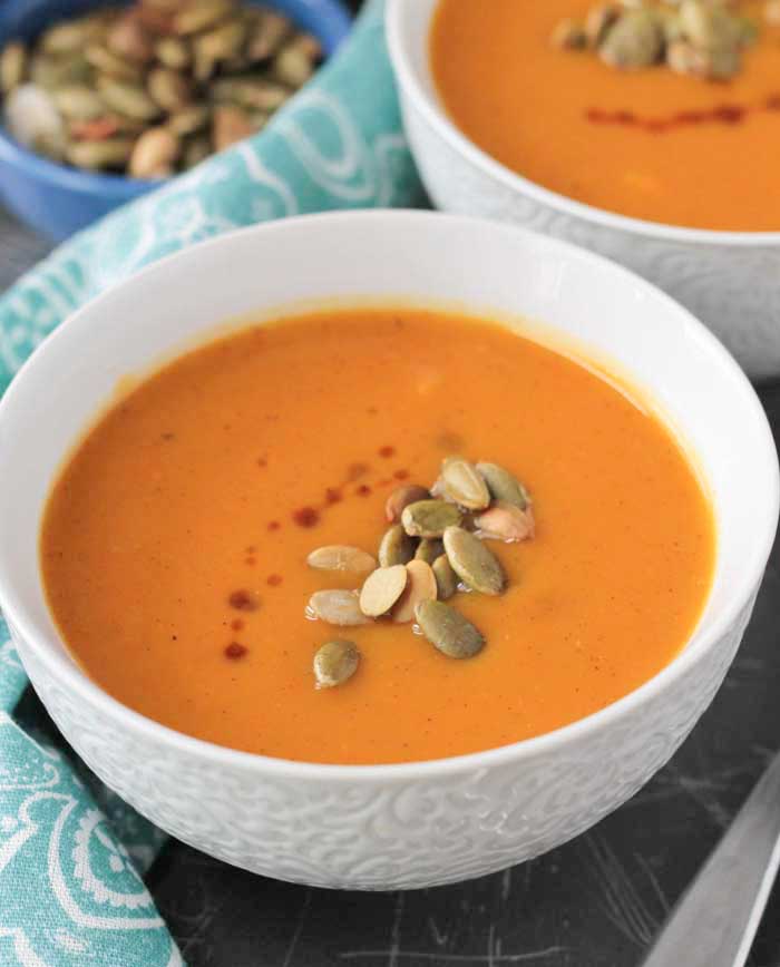 26 Creative and Delicious Turmeric Recipes: Butternut Squash Apple Soup