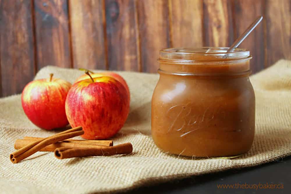 10 No Fuss Vegetarian Crockpot Dips: Crockpot Apple Butter