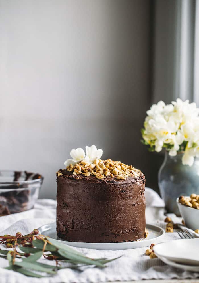25 Drool-Worthy Chocolate Cake Recipes: Vegan Nutella Cake