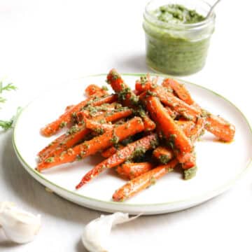 What To Do With Carrot Greens,10 Inspiring Ideas- Cashew Carrot Top Pesto