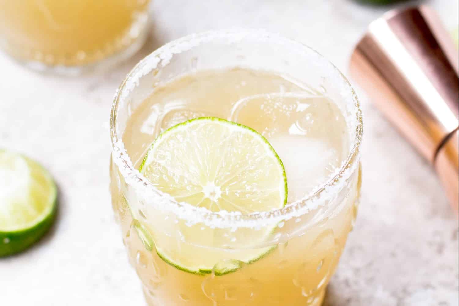 Refreshing Margarita Recipes to Cool You Down This Summer : Classic Agave Margarita