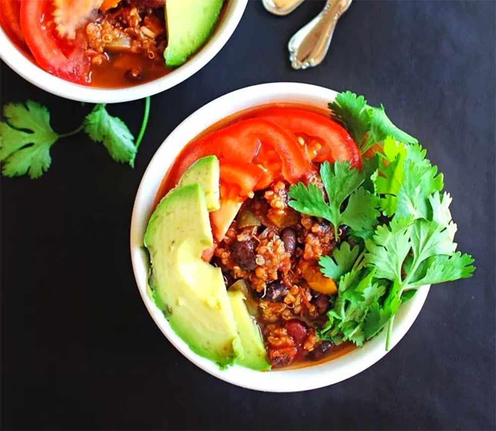 17 of the Best Vegetarian Chili Recipes: 3 Chile Quinoa Chili