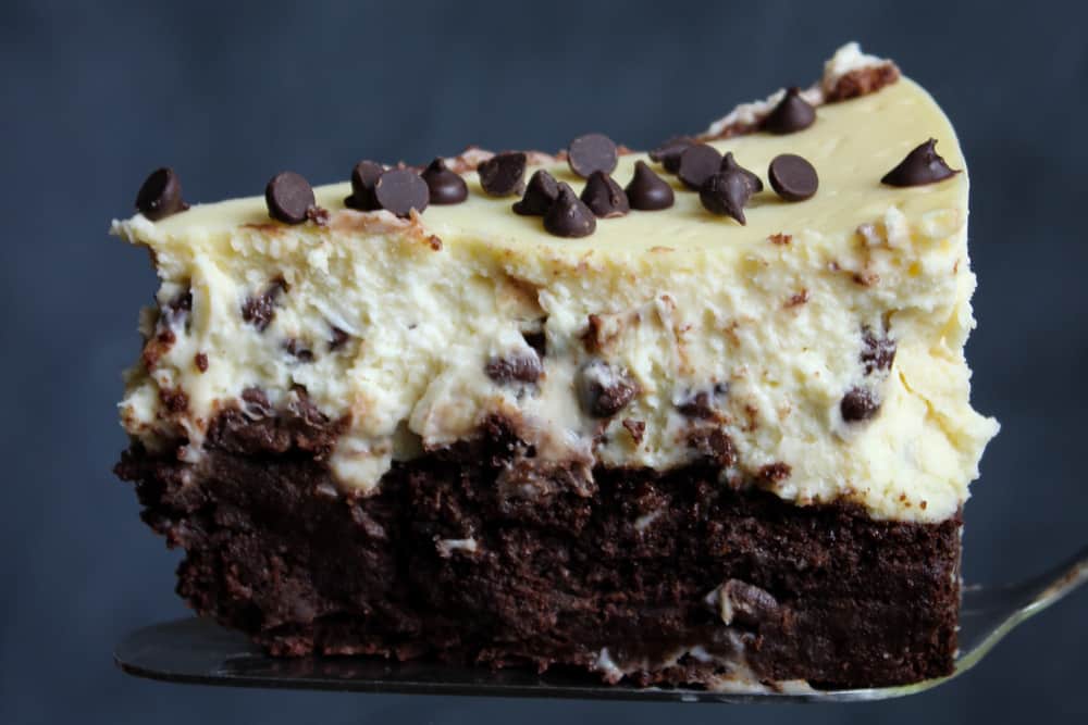 15 Recipes that take New York Cheesecake to the Next Level: Chocolate Chip Brownie Cheesecake