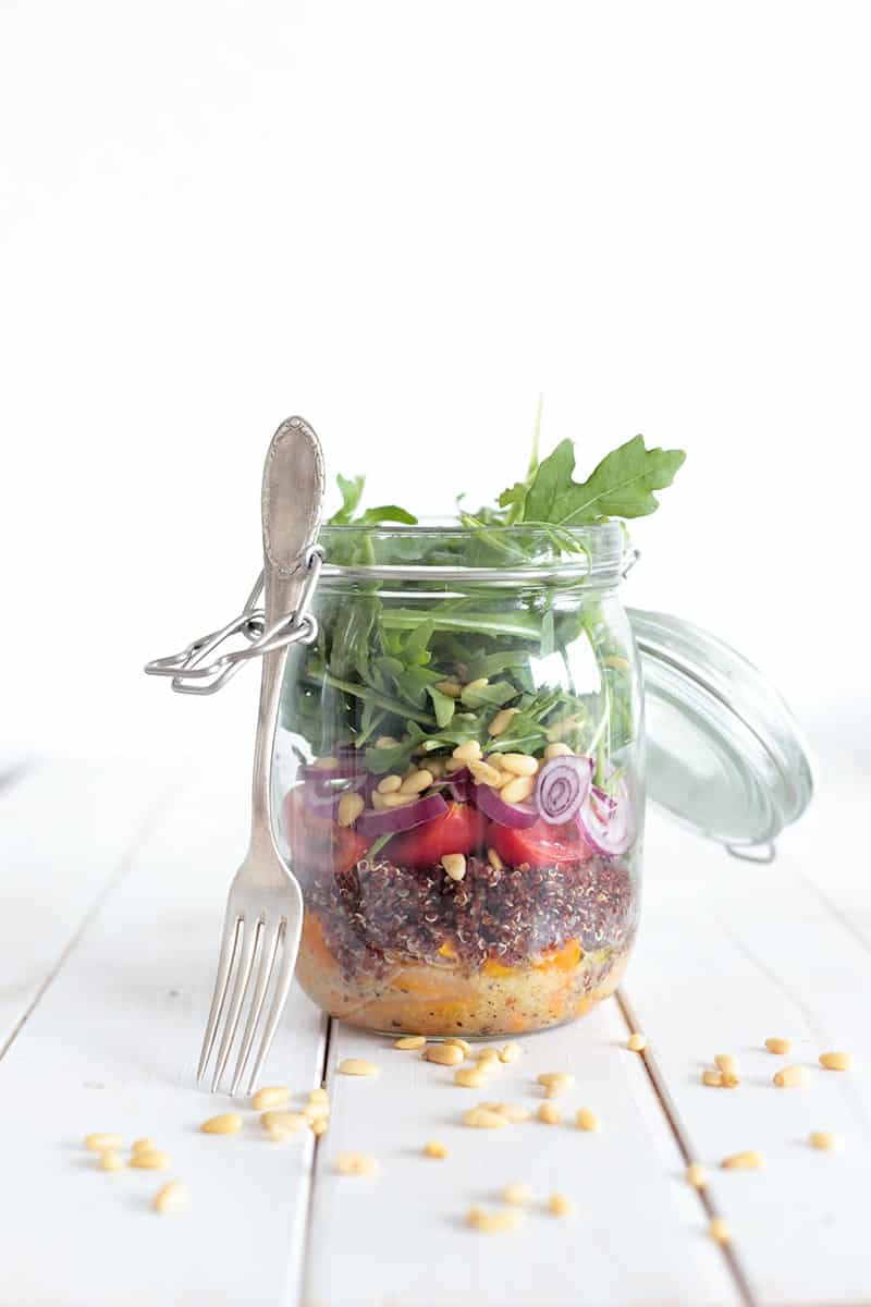 25 Vegetarian Mason Jar Meals to Help You Win at Lunch: Butternut Squash and Quinoa Mason Jar Salads
