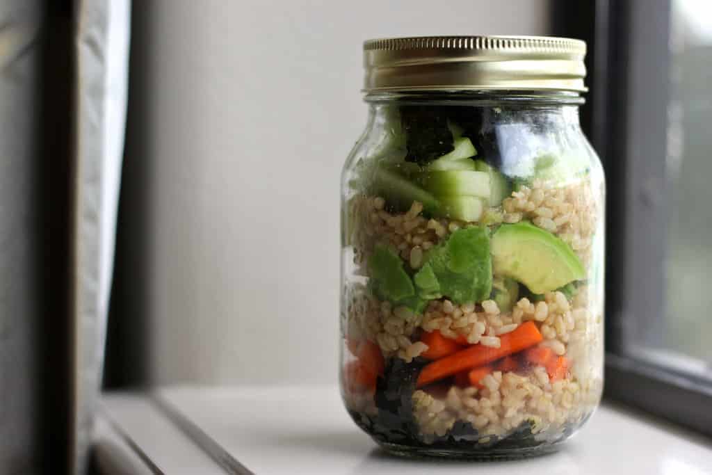 25 Vegetarian Mason Jar Meals to Help You Win at Lunch: Deconstructed Sushi in a Jar