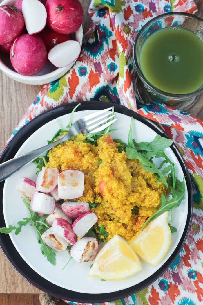 49 Savory Vegan Breakfast Recipes: Quinoa Power Bowl