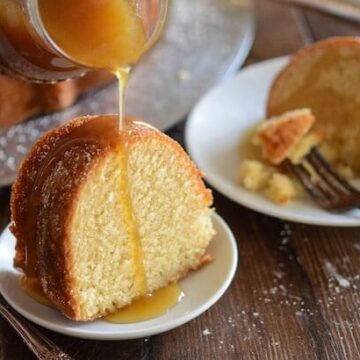 15 Crave-Worthy Pound Cake Recipes: Almond Amaretto Pound Cake