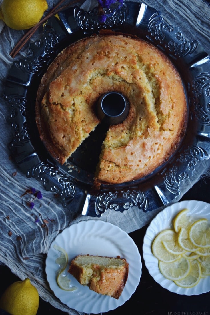 15 Crave-Worthy Pound Cake Recipes: Classic Lemon Poundcake