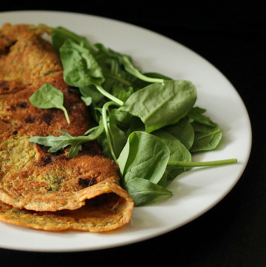 15 Irresistible Vegetarian Omelets to Make for Breakfast: Chickpea Flour Omelette with Spinach