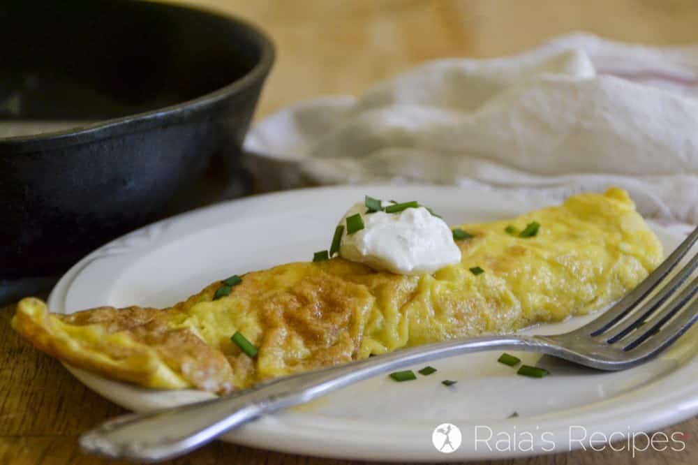 15 Irresistible Vegetarian Omelets to Make for Breakfast: Easy French Style Omelette