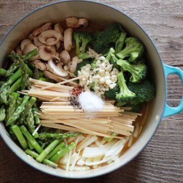 18 Vegetarian One-Pot Pasta Recipes for Busy Weeknights: One-Pot Pasta Primavera