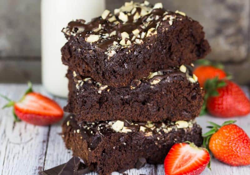 21 Drool-Worthy Recipes for Vegan Brownies: Fudgy Tahini Brownies