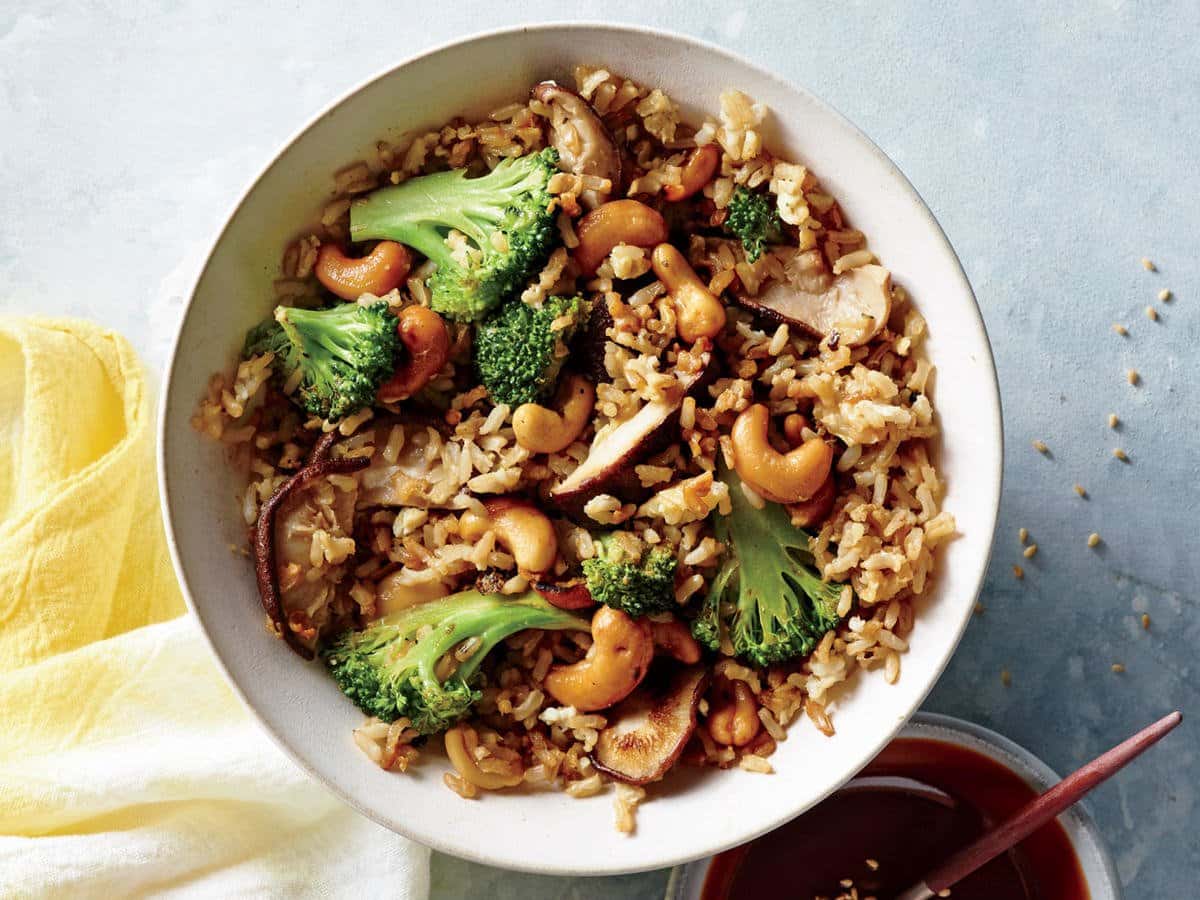 15 Scrumptious Ways to Make Vegetarian Fried Rice