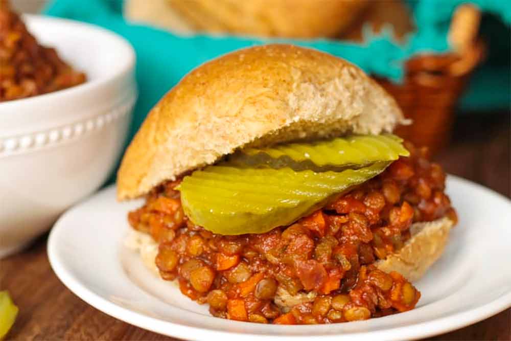 19 Recipes that Swap Lentils for Meat: Sloppy Lentils Sandwiches