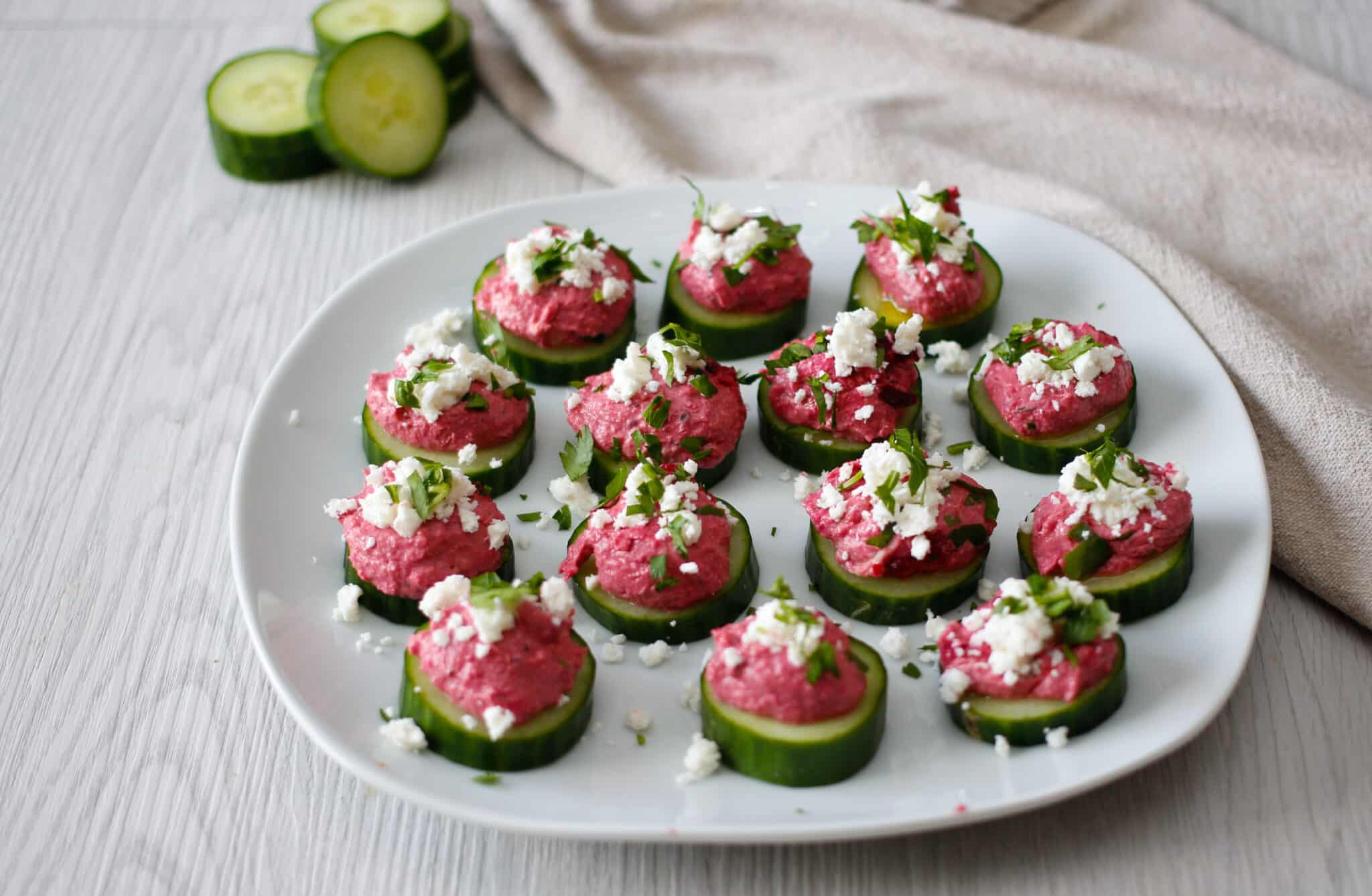 hummus and cucumber bites