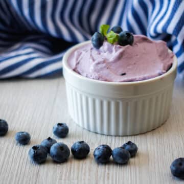 Easy Blueberry Mousse Recipe from Oh My Veggies