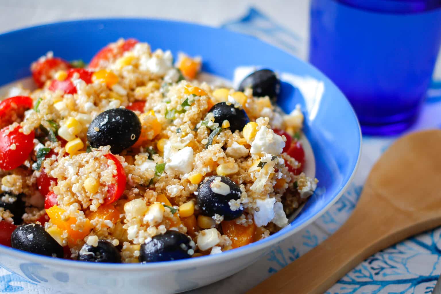 Healthy Quinoa and Feta Salad - Oh My Veggies