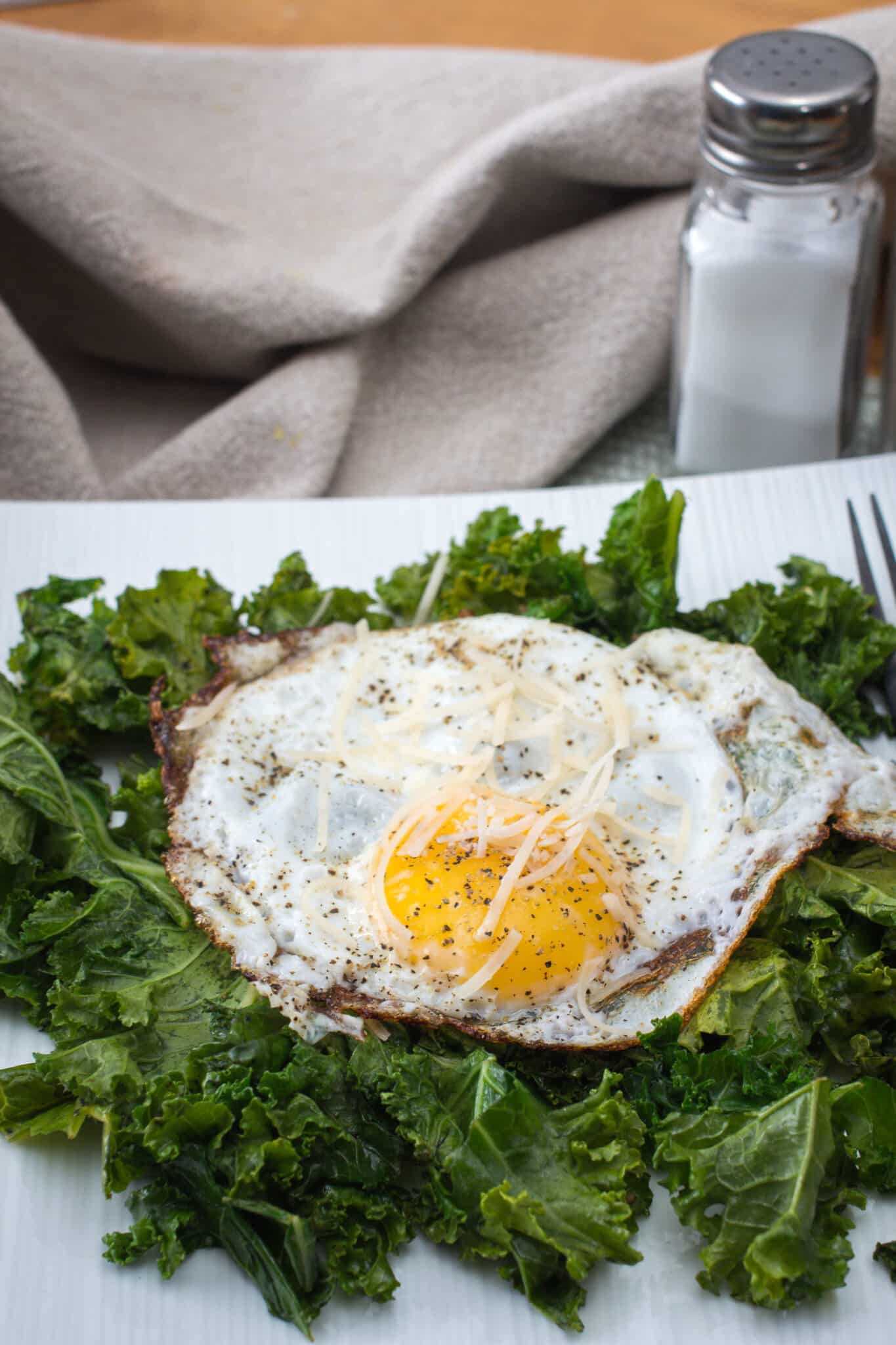 Fried Eggs on Kale bed