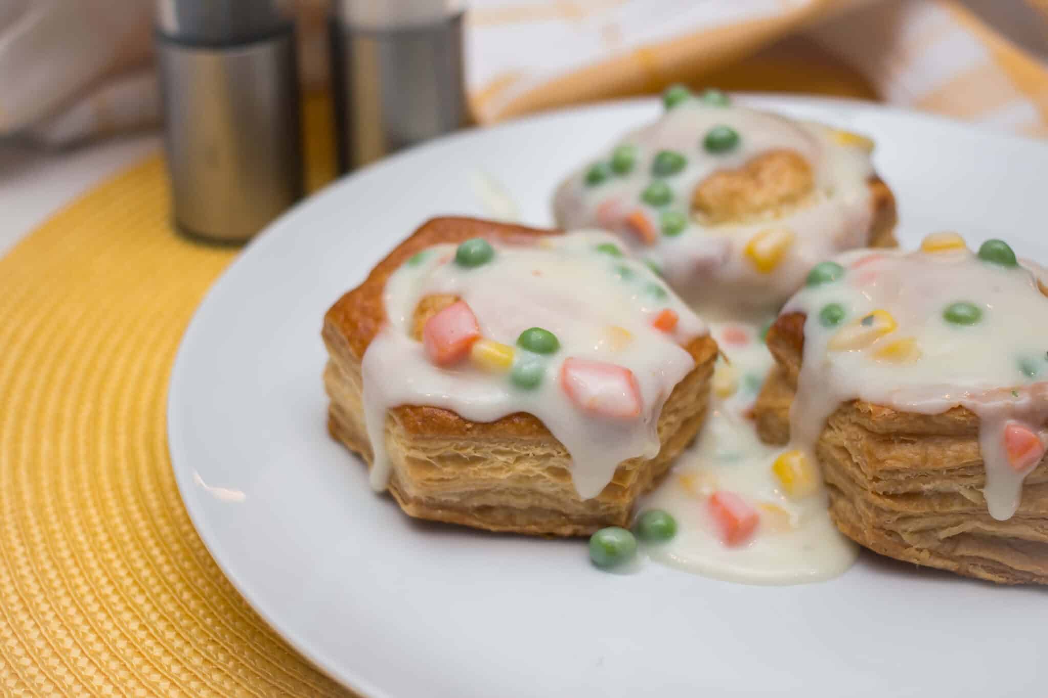 Vol-au-Vents with Vegetarian Sauce