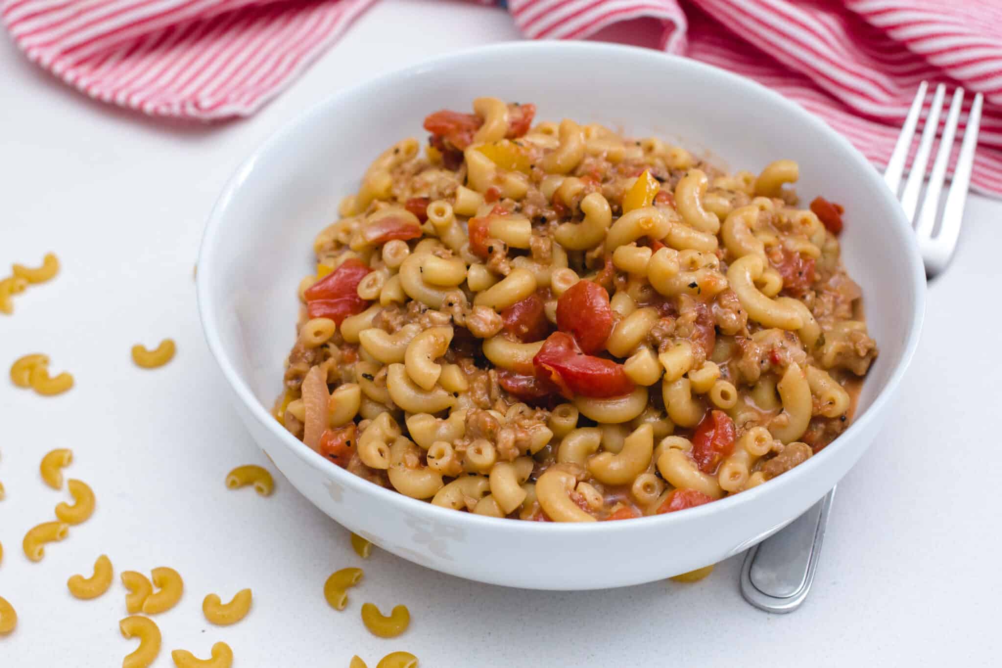 No-Meat Chili Macaroni | Oh My Veggies