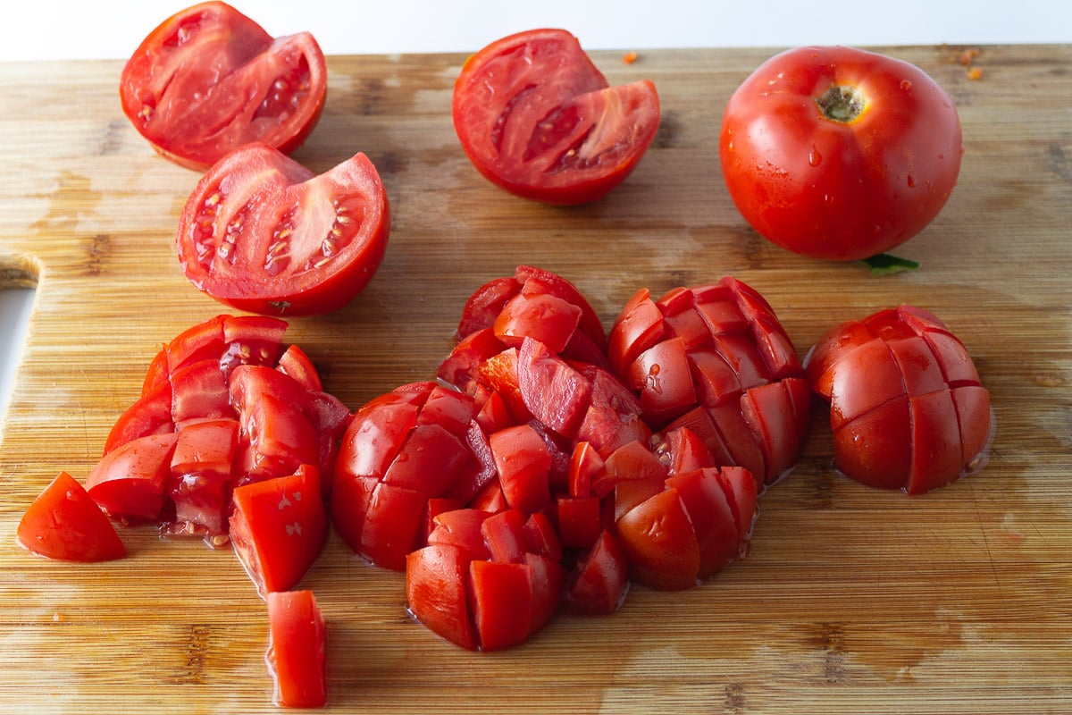 Vegan Tomato Gazpacho - Oh My Veggies