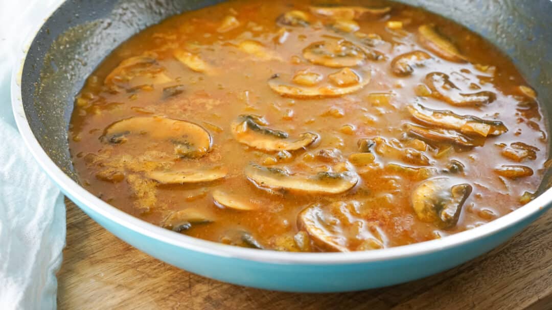 Mushroom Curry | Vegan Indian Dish | Oh My Veggies