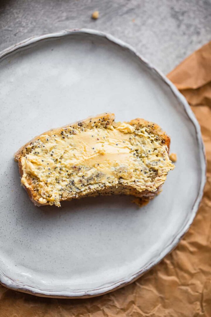 Vegan Lemon Cake | Easy & Delicious | Oh My Veggies