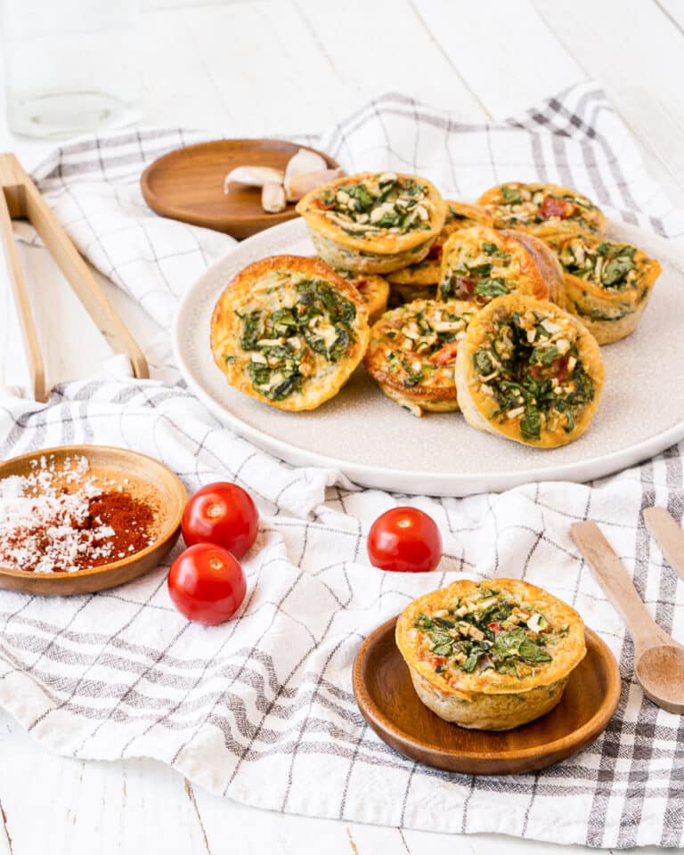 Muffin Tin Egg Bites - Oh My Veggies
