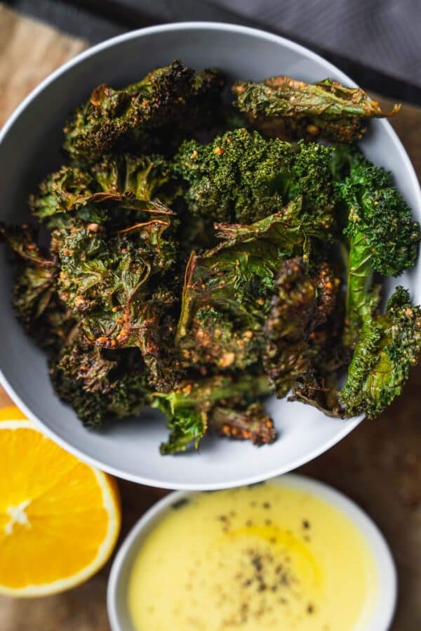 Baked Kale Chips Recipe - Oh My Veggies