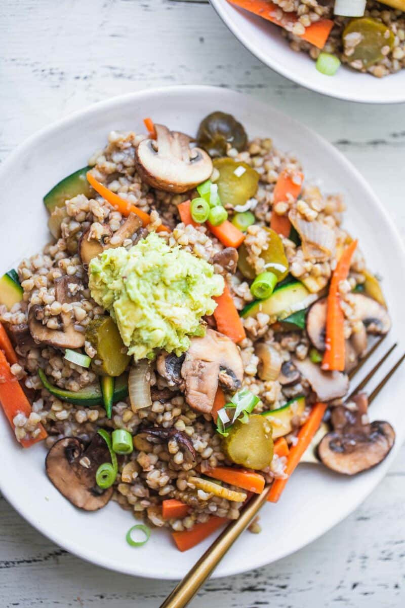 Buckwheat with vegetables and avocado