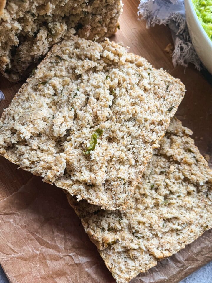 Chive bread with oats