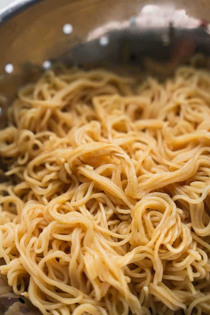 Cooked noodles