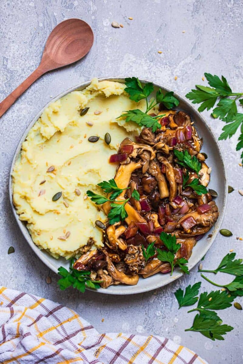 Bowl with potatoes and mushrooms