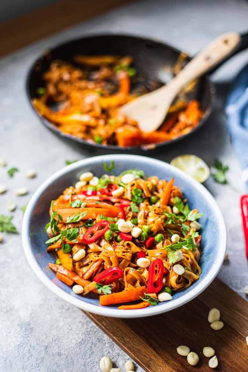Bowl of vegan Pad Thai with carrots