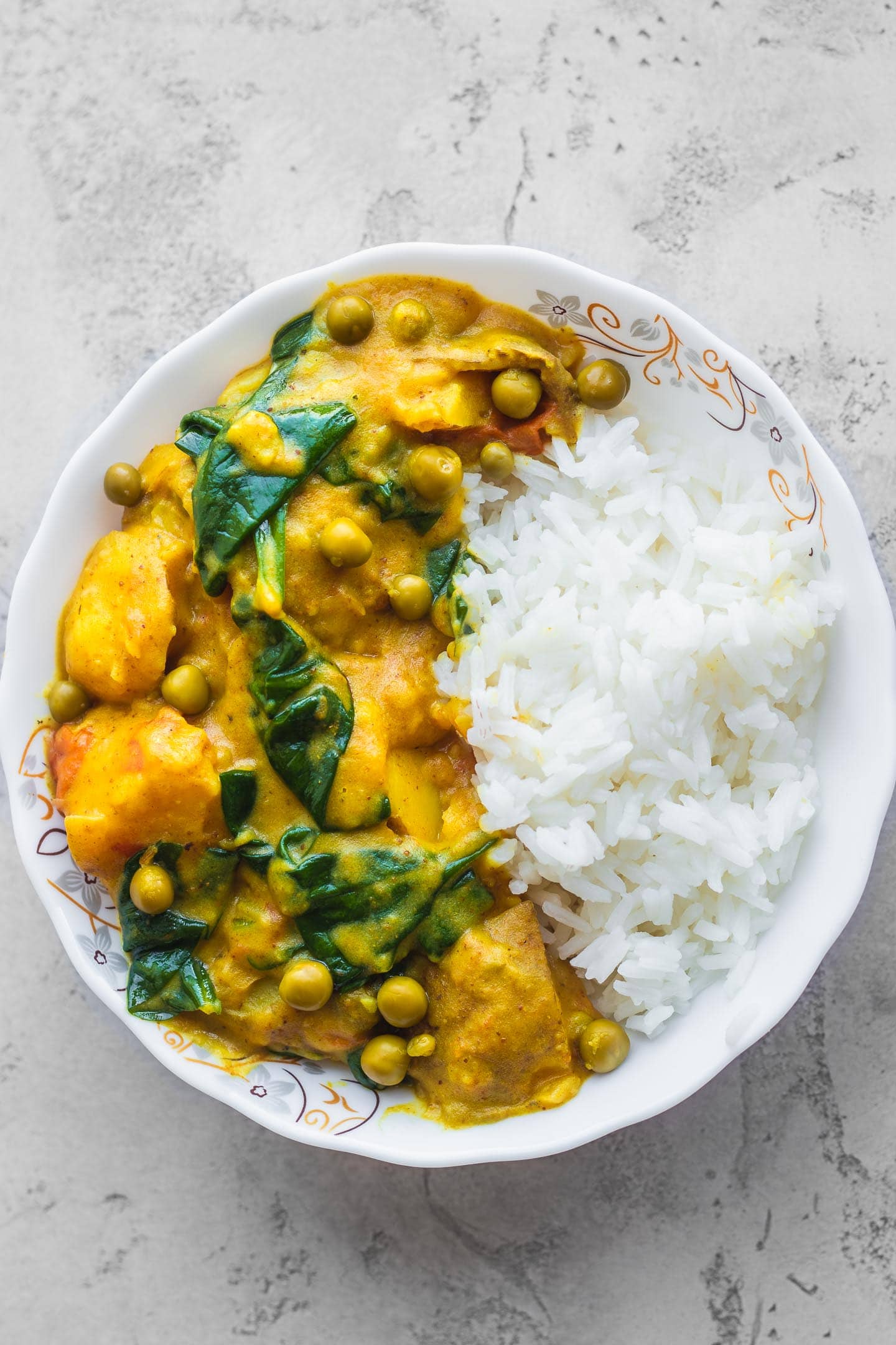 Easy vegan potato curry gluten-free