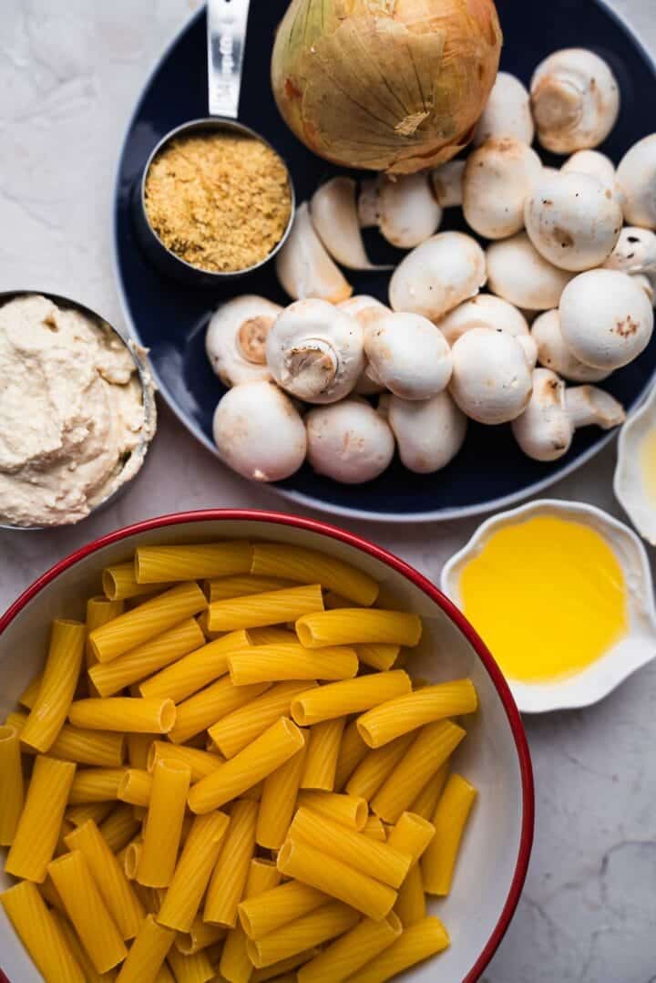Ingredients for hummus pasta
