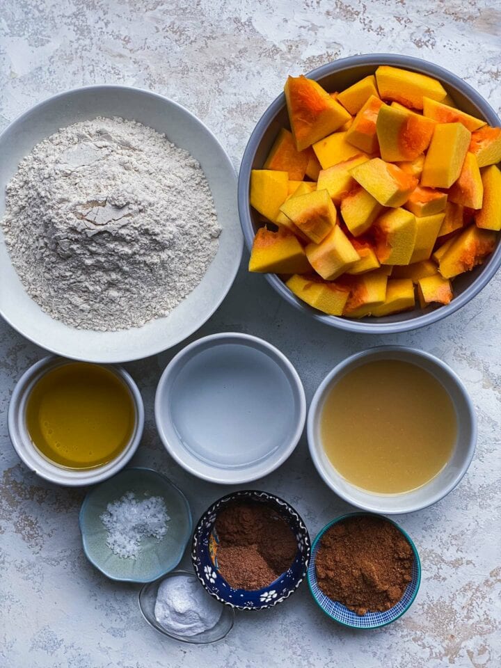 Ingredients for vegan pumpkin bread
