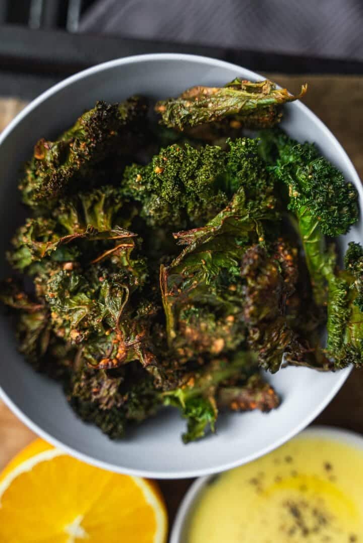 Kale chips with peanut butter