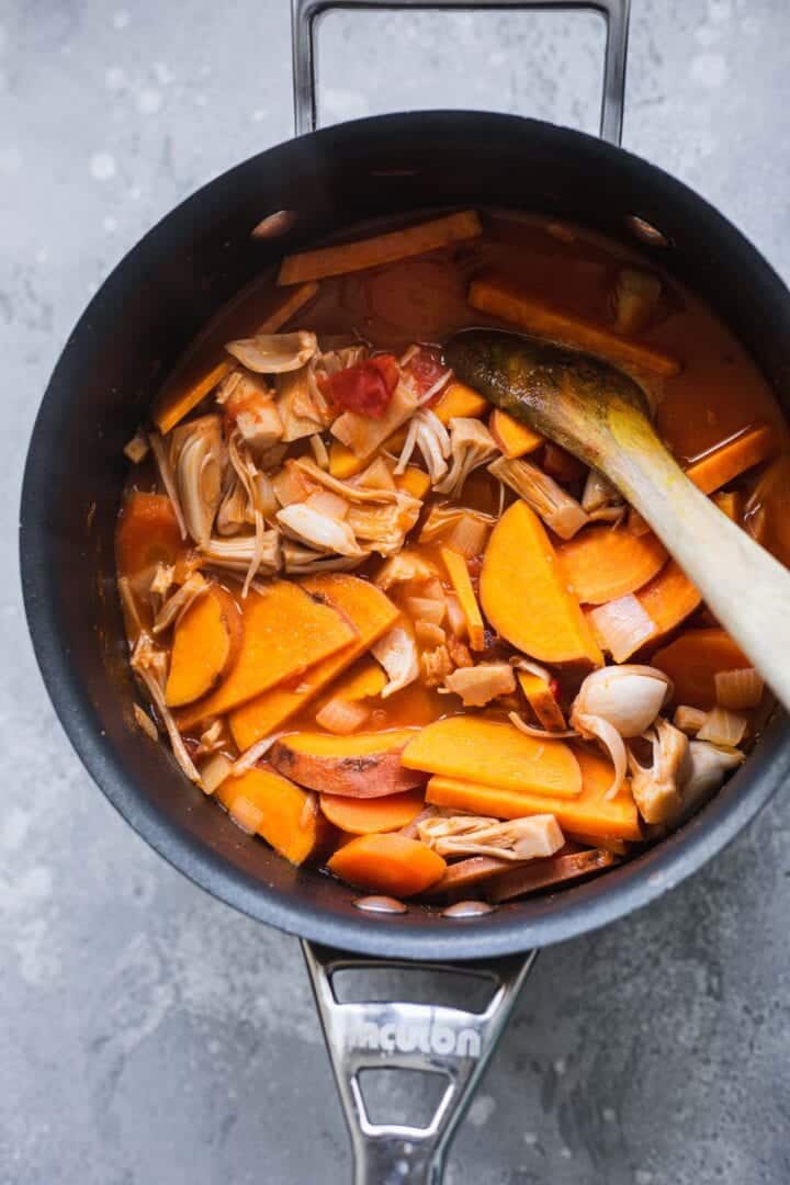 Sweet potato and jackfruit soup in a saucepan