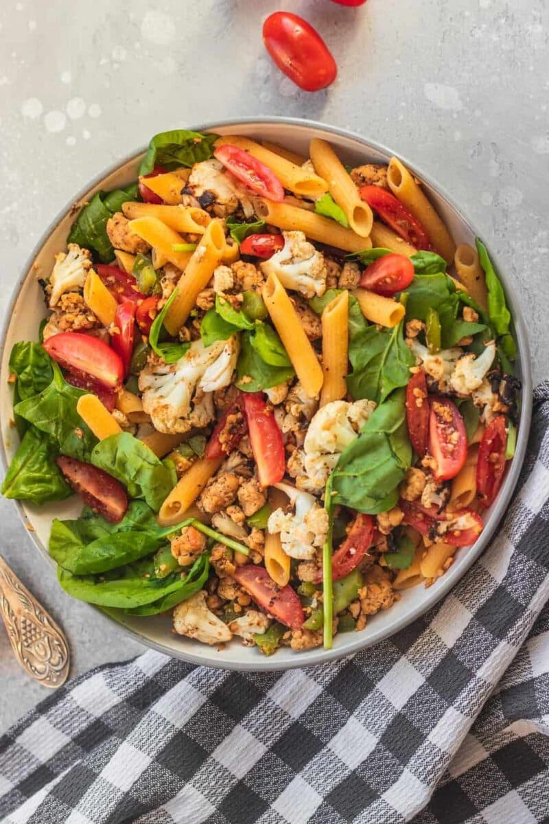 Roasted cauliflower pasta with tempeh