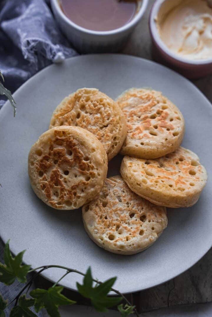 Vegan crumpets