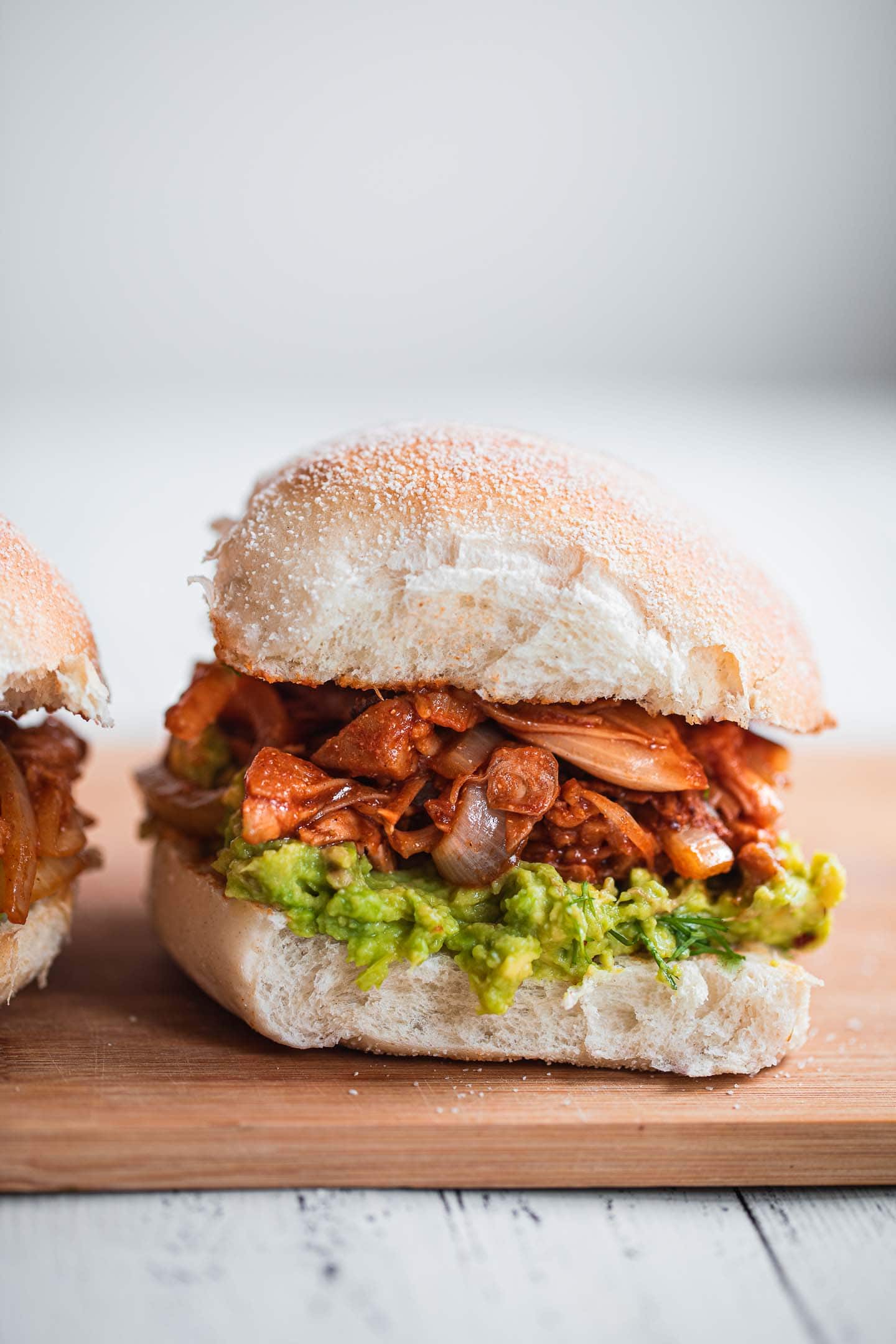 Vegan pulled 'pork' sandwich