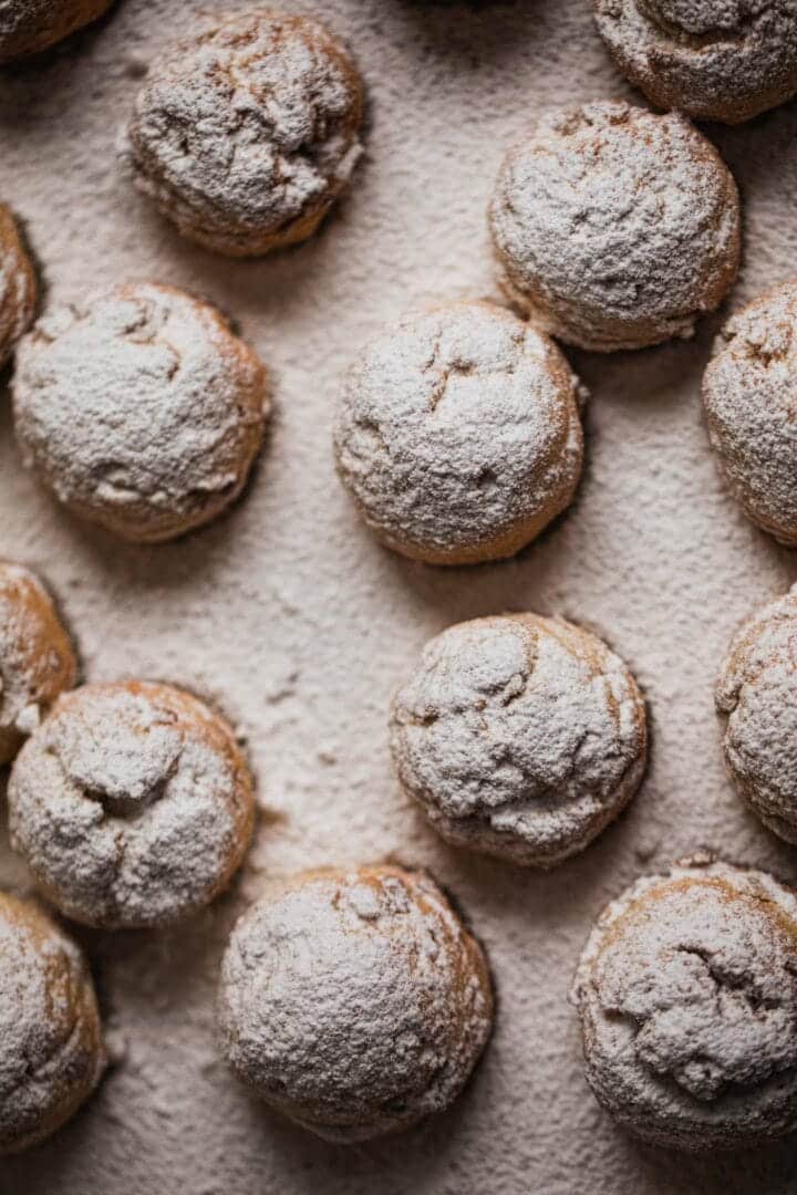 Vegan snowball cookies